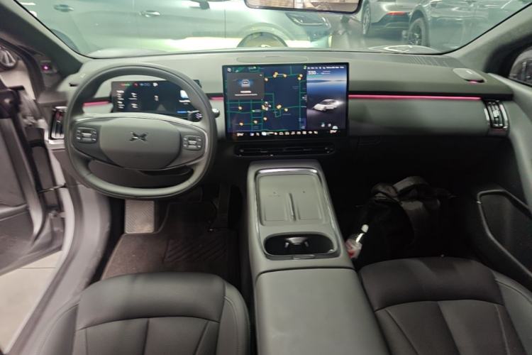Used XPeng P7+ 2024 Ultra-Long Range Max Center Console