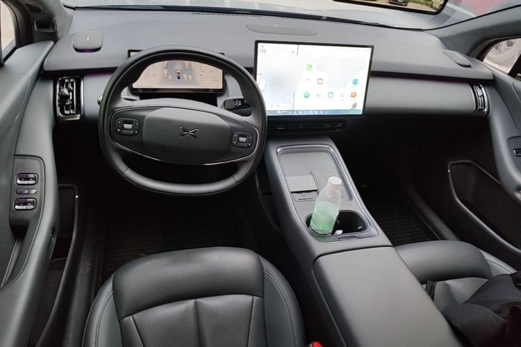 Used XPeng P7+ 2024 Long-Range Max Center Console