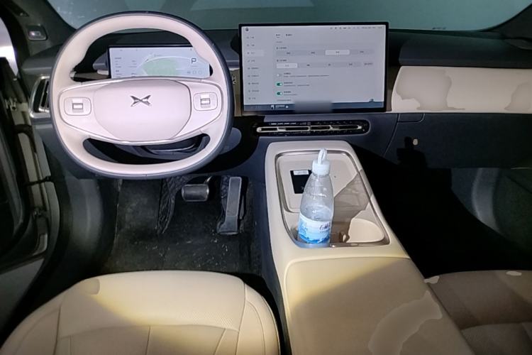 Used XPeng P7+ 2024 Long-Range Max Center Console