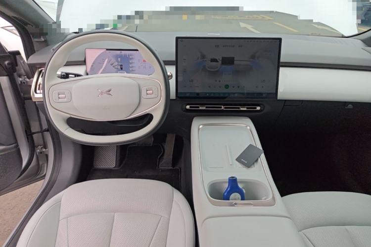 Used XPeng P7+ 2024 Long-Range Max Center Console