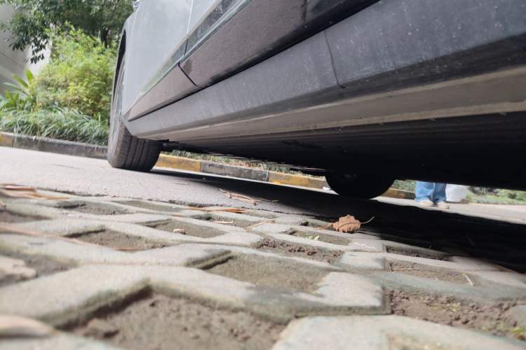 Used XPeng P7+ 2024 Long-Range Max Chassis Rear Left