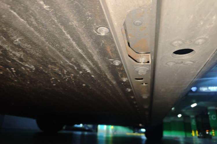 Used XPeng P7+ 2024 Long-Range Max Chassis Rear Right