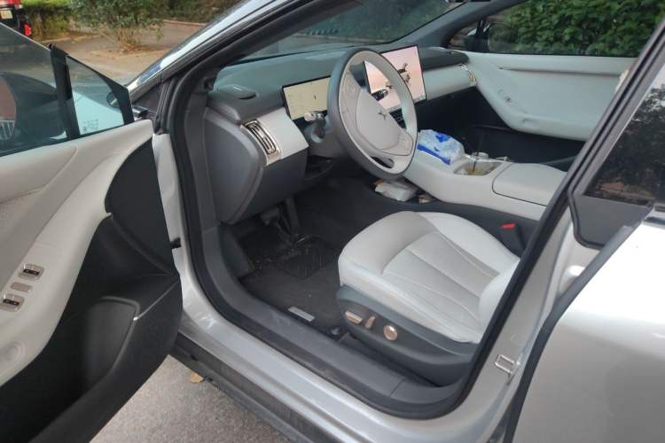 Used XPeng P7+ 2024 Long-Range Max Driver Seat