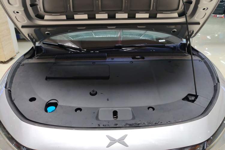 Used XPeng P7+ 2024 Long-Range Max Engine Bay