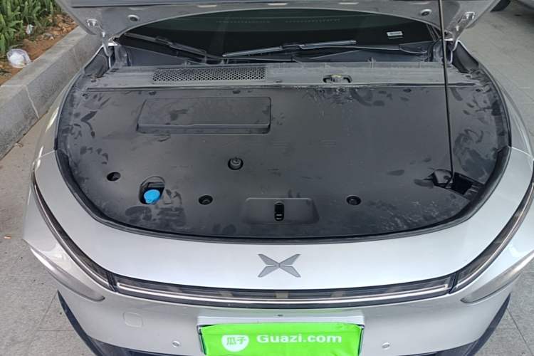 Used XPeng P7+ 2024 Ultra-Long Range Max Engine Bay