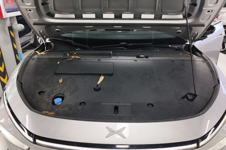 Used XPeng P7+ 2024 Ultra-Long Range Max Engine Bay