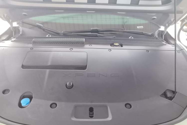 Used XPeng P7+ 2024 Long-Range Max Engine Bay