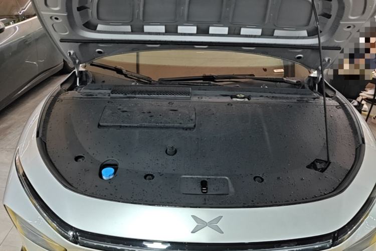 Used XPeng P7+ 2024 Long-Range Max Engine Bay