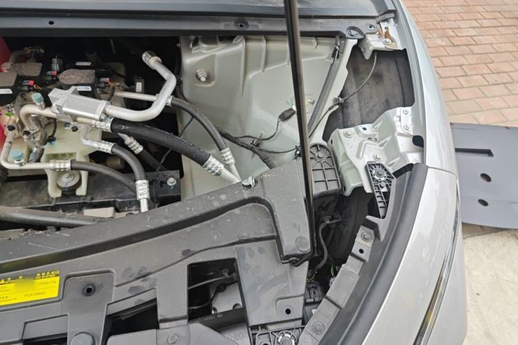 Used XPeng P7+ 2024 Long-Range Max Engine Bay Left