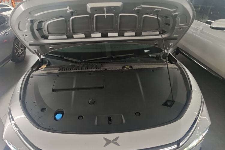 Used XPeng P7+ 2024 Ultra-Long Range Max Engine Bay