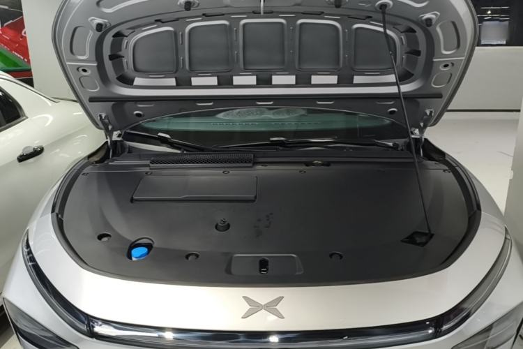 Used XPeng P7+ 2024 Long-Range Max Engine Bay