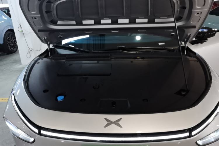 Used XPeng P7+ 2024 Long-Range Max Engine Bay