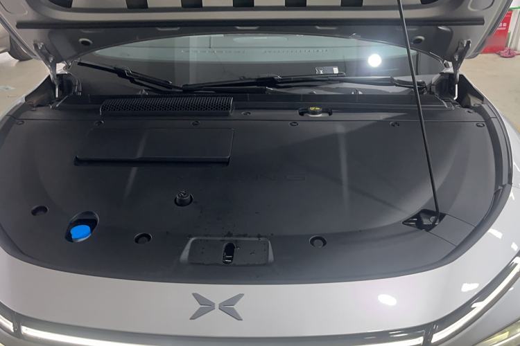 Used XPeng P7+ 2024 Long-Range Max Engine Bay