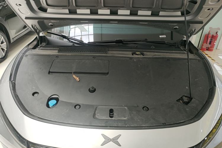Used XPeng P7+ 2024 Long-Range Max Engine Bay