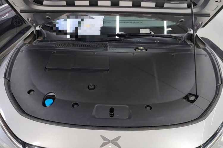 Used XPeng P7+ 2024 Ultra-Long Range Max Engine Bay