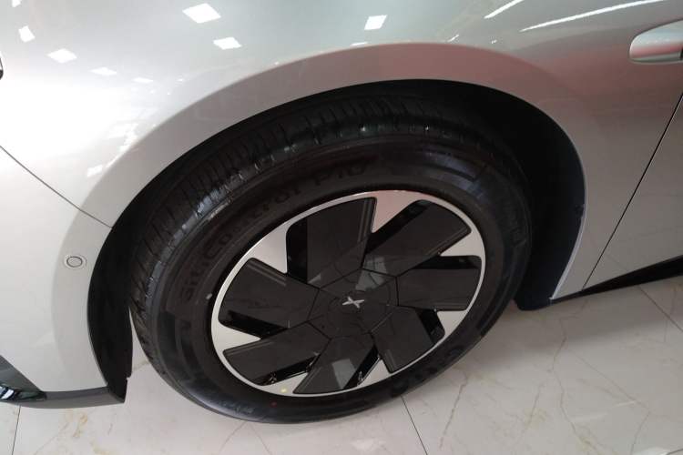 Used XPeng P7+ 2024 Long-Range Max Exterior 4