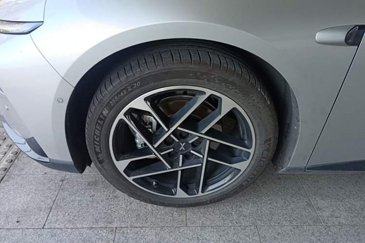 Used XPeng P7+ 2024 Ultra-Long Range Max Exterior 4