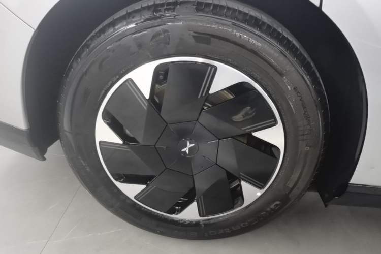 Used XPeng P7+ 2024 Long-Range Max Exterior 5