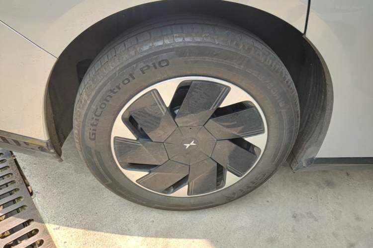 Used XPeng P7+ 2024 Long-Range Max Exterior 5
