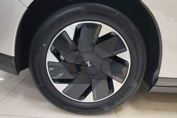 Used XPeng P7+ 2024 Long-Range Max Exterior 8