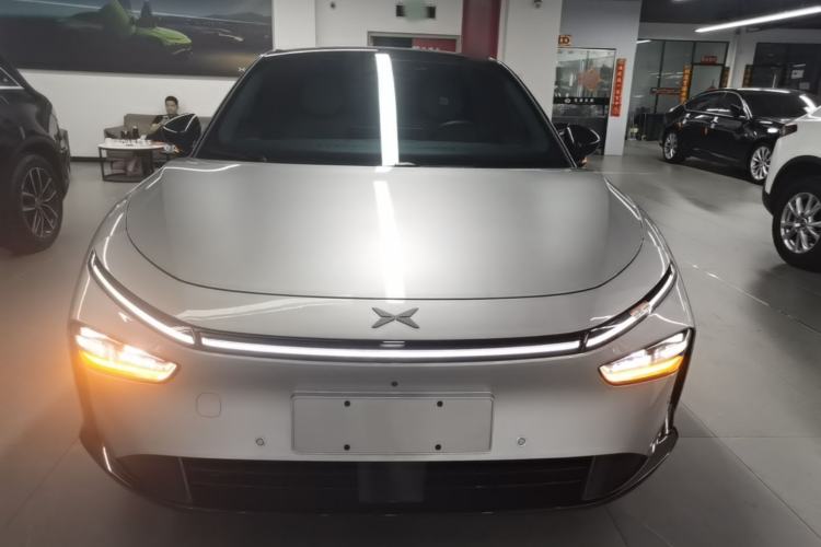 Used XPeng P7+ 2024 Long-Range Max Front