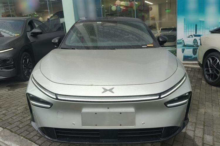 Used XPeng P7+ 2024 Long-Range Max Front