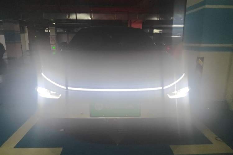 Used XPeng P7+ 2024 Long-Range Max Front