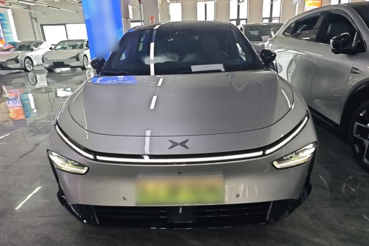 Used XPeng P7+ 2024 Long-Range Max Front