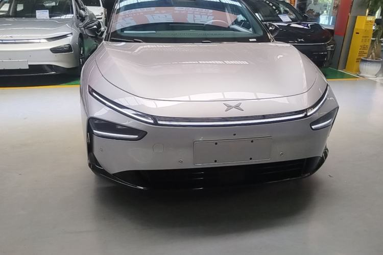Used XPeng P7+ 2024 Long-Range Max Front