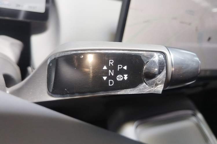 Used XPeng P7+ 2024 Long-Range Max Gear Lever