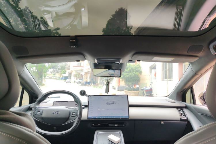 Used XPeng P7+ 2024 Ultra-Long Range Max Headliner