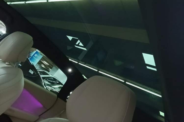 Used XPeng P7+ 2024 Long-Range Max Headliner