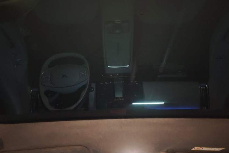 Used XPeng P7+ 2024 Long-Range Max Headliner