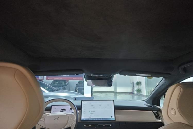 Used XPeng P7+ 2024 Ultra-Long Range Max Headliner