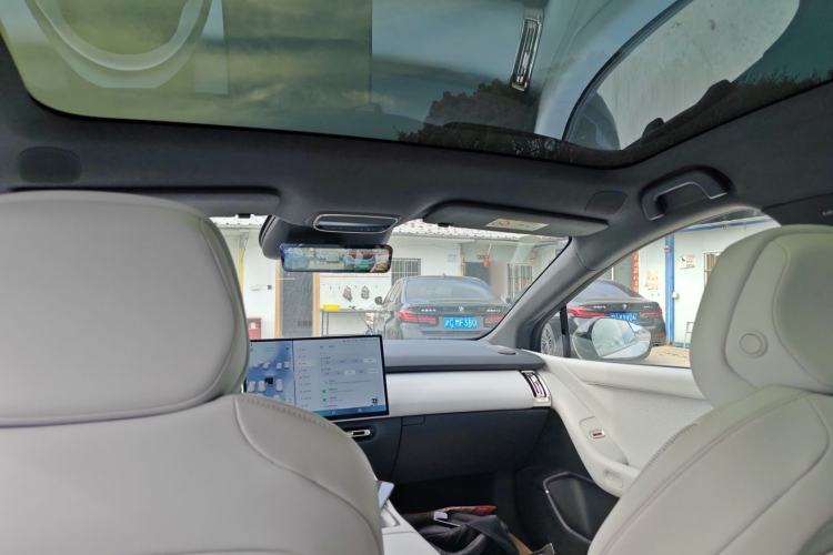 Used XPeng P7+ 2024 Long-Range Max Headliner