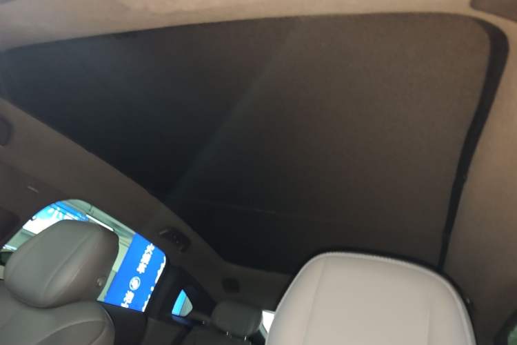 Used XPeng P7+ 2024 Long-Range Max Headliner