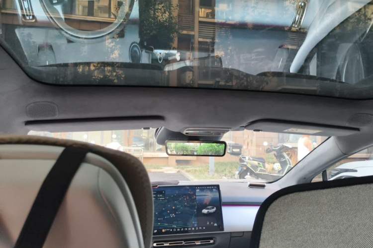 Used XPeng P7+ 2024 Ultra-Long Range Max Headliner