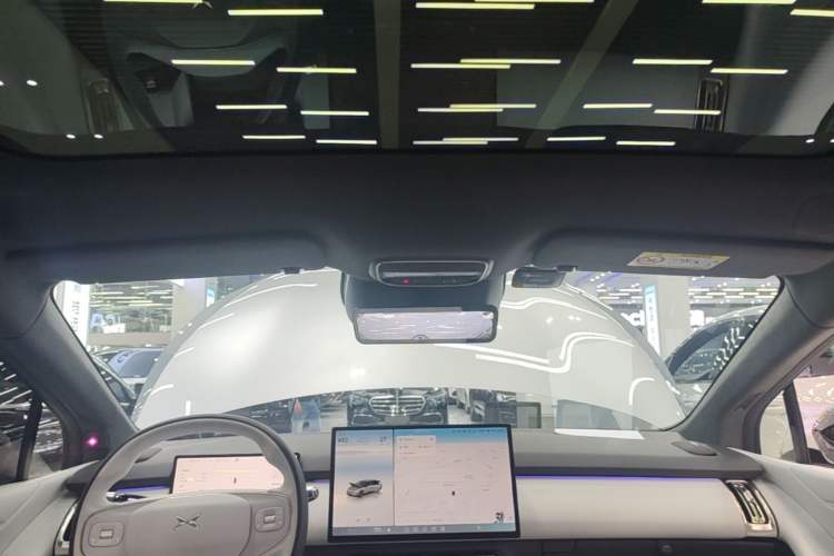 Used XPeng P7+ 2024 Long-Range Max Headliner