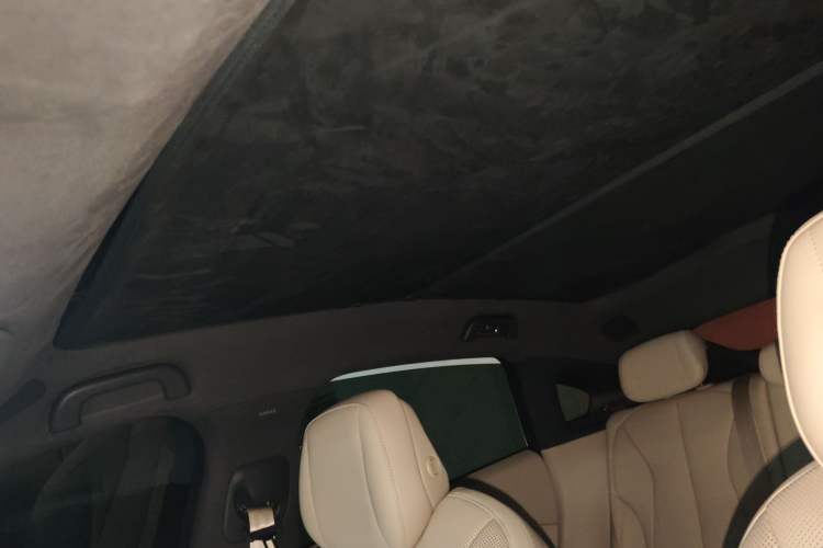 Used XPeng P7+ 2024 Long-Range Max Headliner