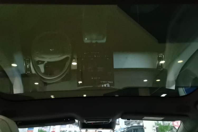 Used XPeng P7+ 2024 Long-Range Max Headliner