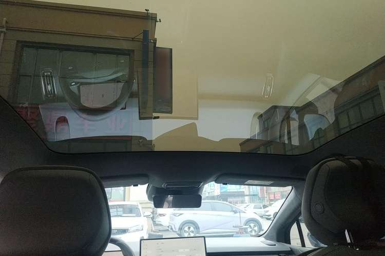 Used XPeng P7+ 2024 Long-Range Max Headliner