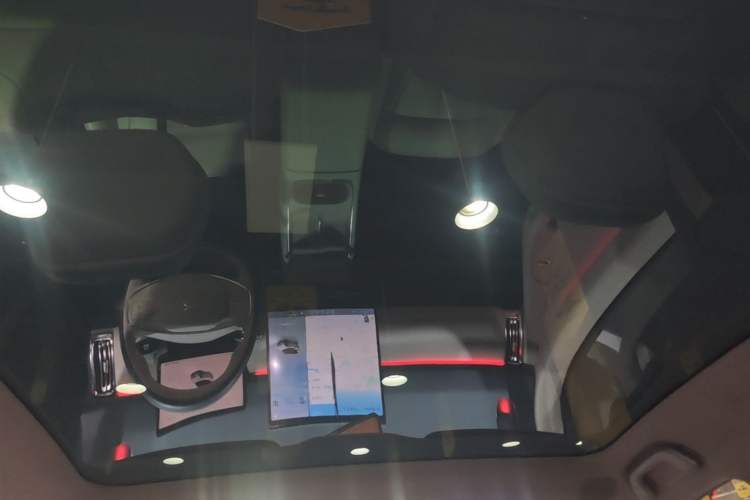 Used XPeng P7+ 2024 Long-Range Max Headliner