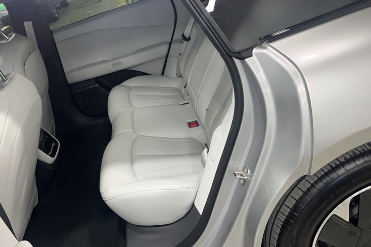 Used XPeng P7+ 2024 Long-Range Max Interior 1
