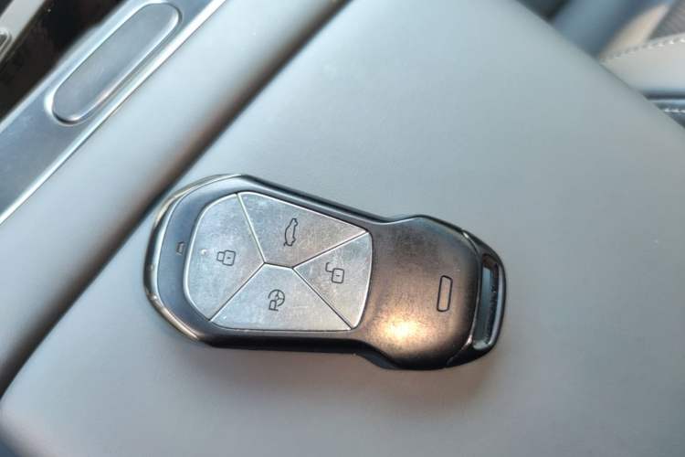 Used XPeng P7+ 2024 Ultra-Long Range Max Interior 1