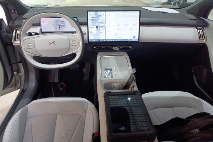 Used XPeng P7+ 2024 Long-Range Max Interior 2