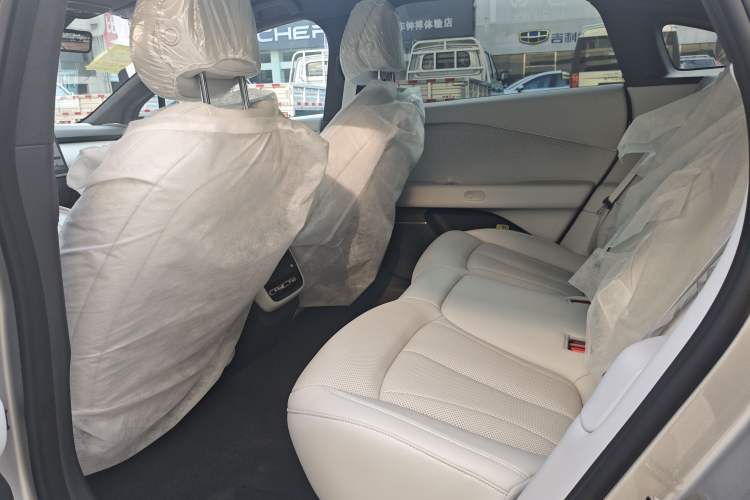Used XPeng P7+ 2024 Ultra-Long Range Max Interior 2