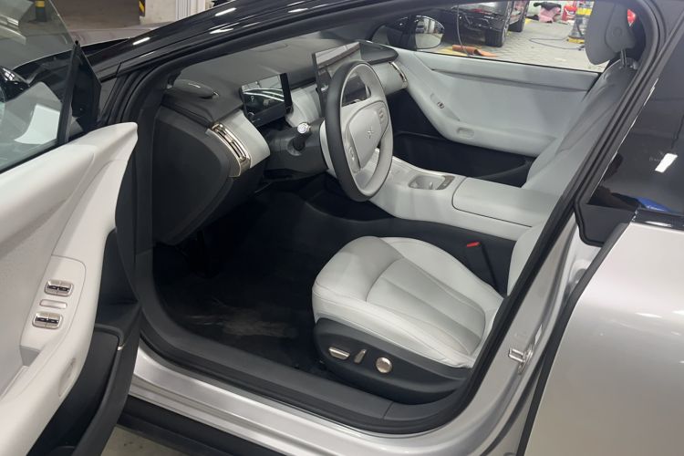 Used XPeng P7+ 2024 Long-Range Max Interior 2