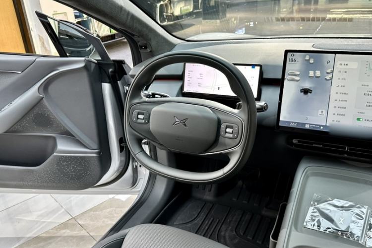 Used XPeng P7+ 2024 Ultra-Long Range Max Interior 4
