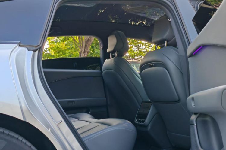 Used XPeng P7+ 2024 Ultra-Long Range Max Interior 6