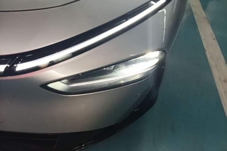 Used XPeng P7+ 2024 Long-Range Max Left Front Headlight